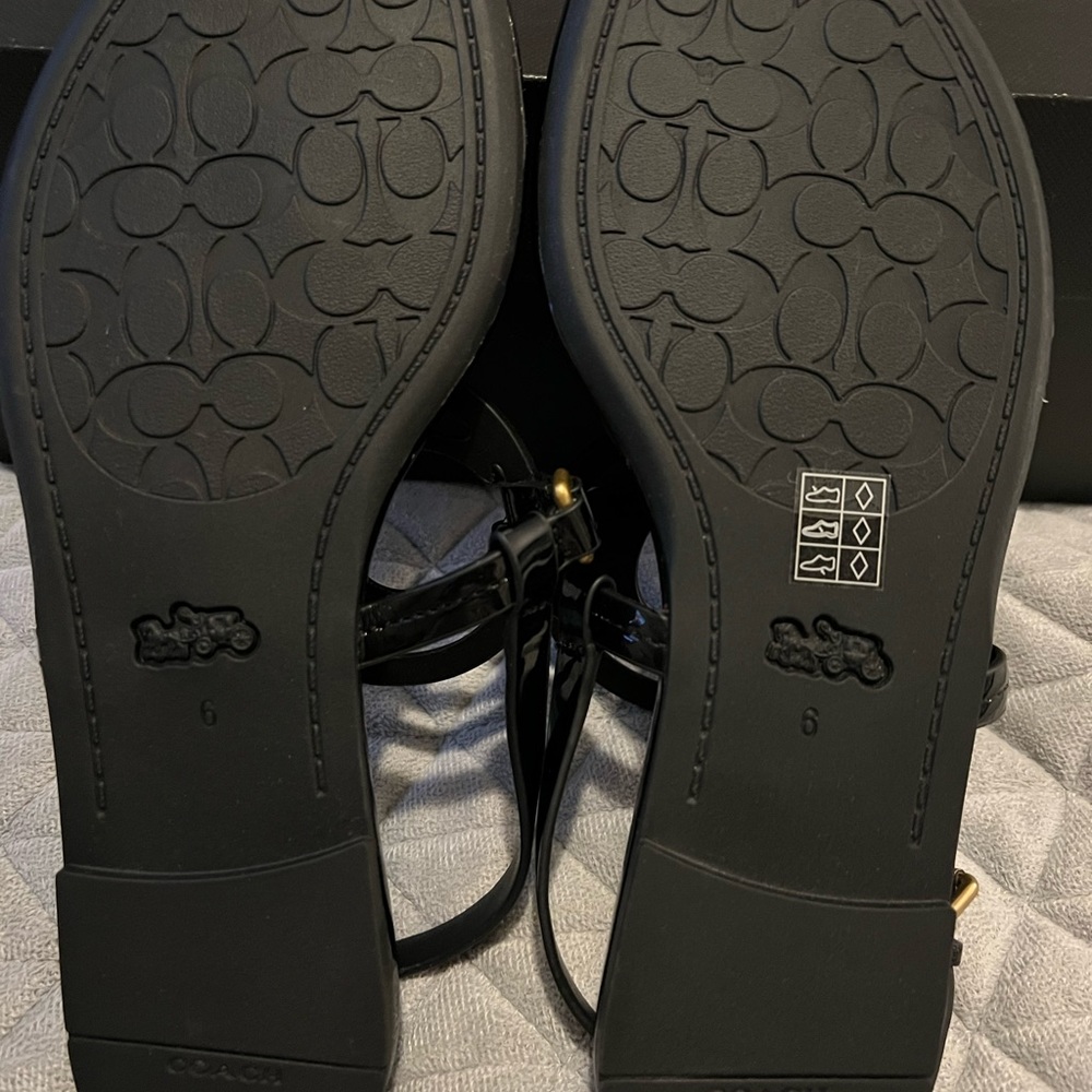 Coach Jeri Patent Leather Sandal Black  Never Worn Brand New Size 6 - Picture 2 of 6